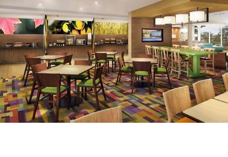 Fairfield Inn & Suites Gaylord 3