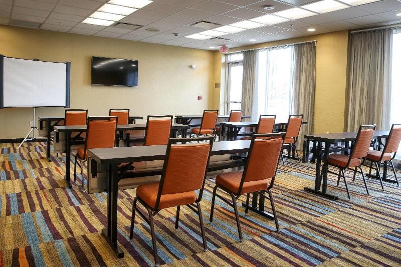 Fairfield Inn & Suites Madison Verona photo 1
