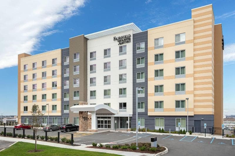 Fairfield Inn & Suites North Bergen 2