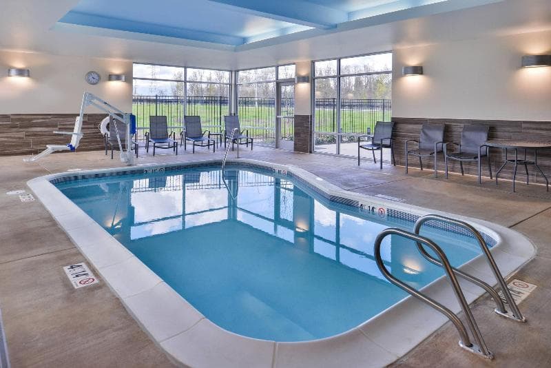 Fairfield Inn & Suites Eugene East/Springfield 2