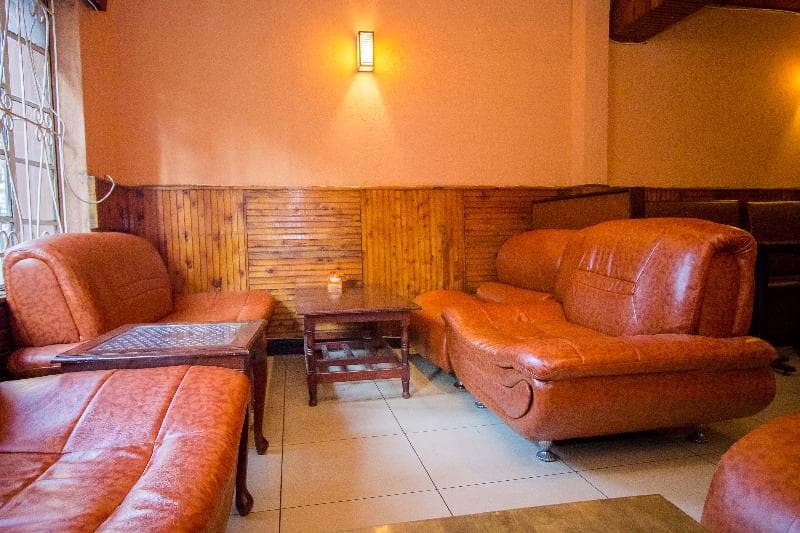 Hotel Embassy Nairobi 4