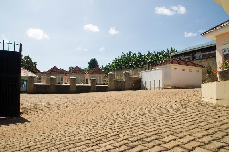 Marphie Hotel Rukungiri main