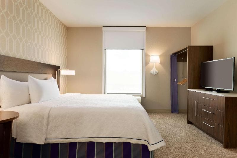 Home2 Suites by Hilton Menomonee Falls Milwaukee photo 1