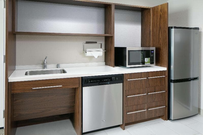 Home2 Suites by Hilton Menomonee Falls Milwaukee 3