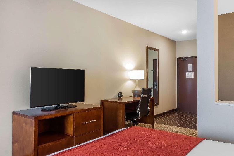 Comfort Suites La Vista 5