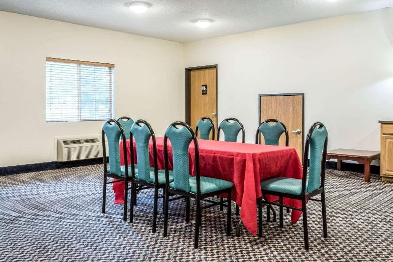 Quality Inn 2