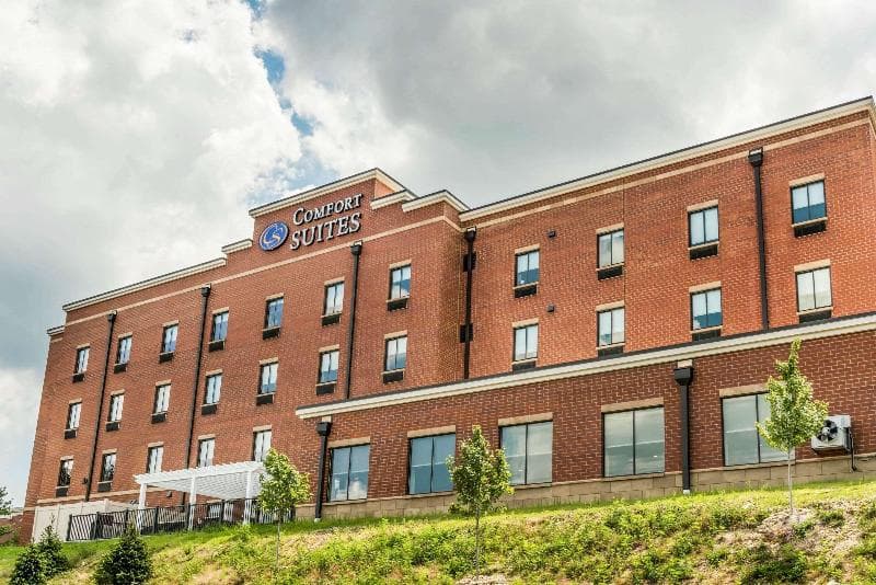 Comfort Suites 4