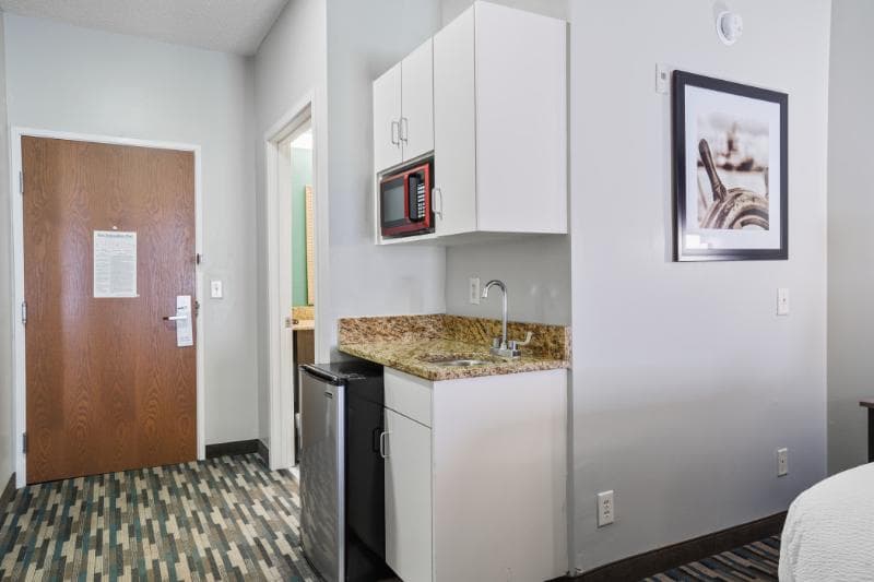 Blue Water Inn & Suites Bw Signature Collection 3