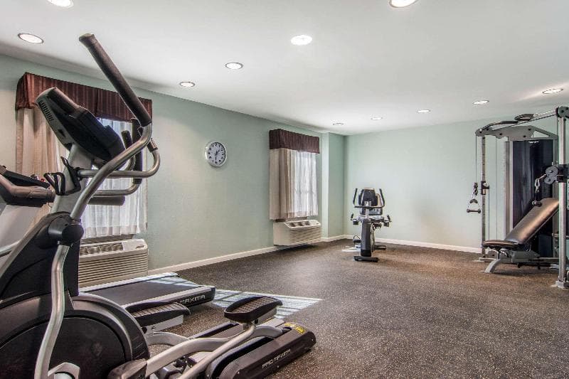 Clarion Inn & Suites Atlanta Downtown 4