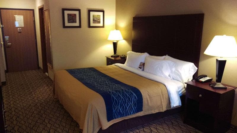 Comfort Inn Huntington 3