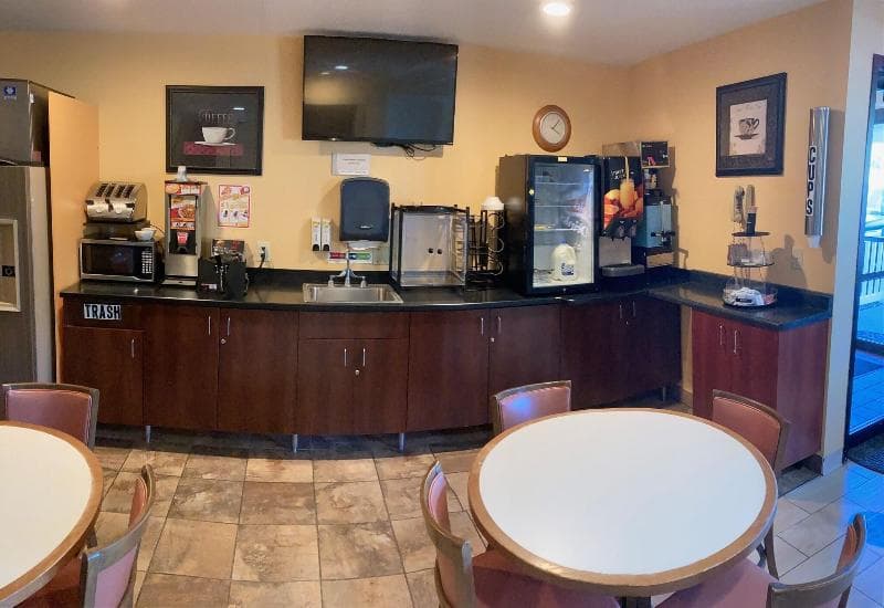 Super 8 By Wyndham Chisago City photo 1