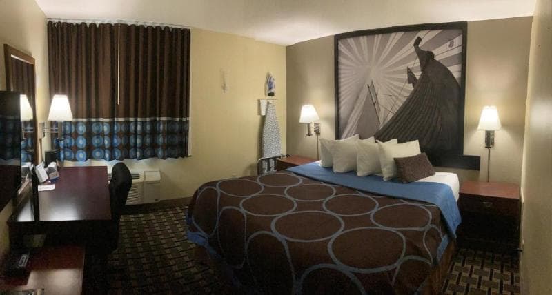 Super 8 By Wyndham Chisago City 3
