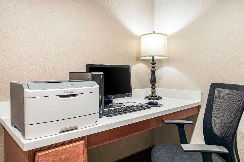 Comfort Inn 4