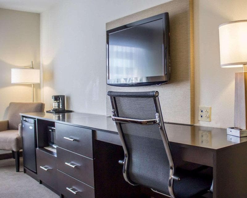 Sleep Inn And Suites Moundsville 3