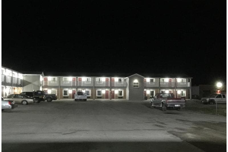 Americas Best Value Inn Elm Creek 4