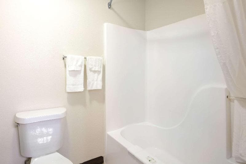 Quality Inn & Suites 3