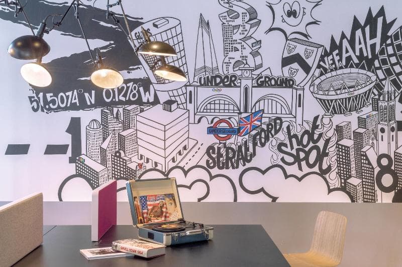 Moxy London Stratford photo 1
