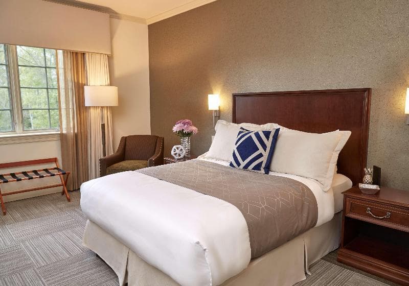Rizzo Center - Destination by Hyatt 4