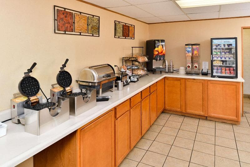 Quality Inn 2