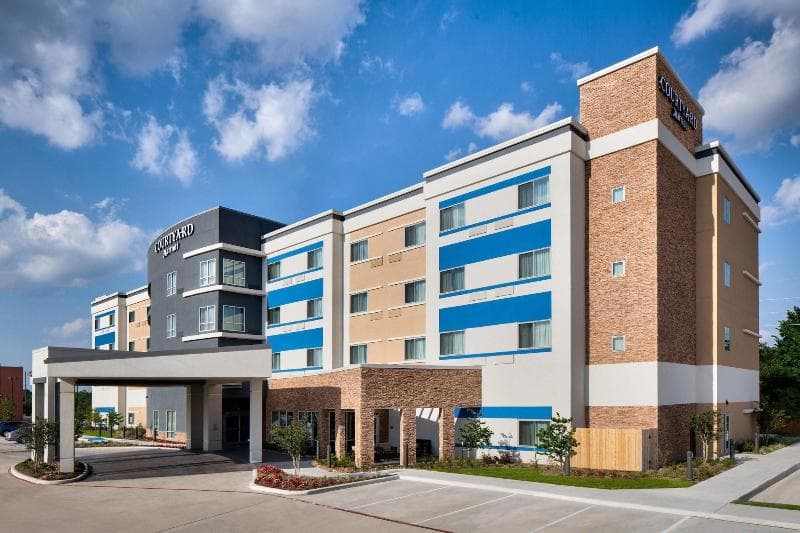 Courtyard Houston Northwest/Cypress photo 1