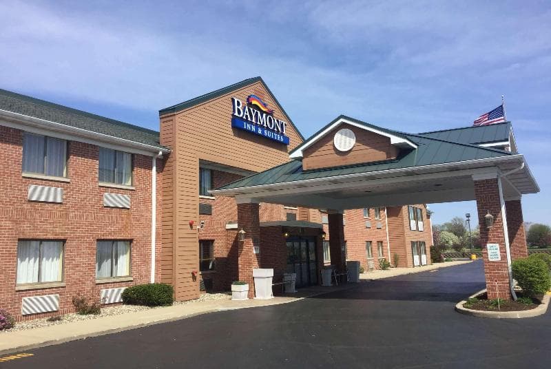 Baymont by Wyndham Mishawaka South Bend Area photo 1