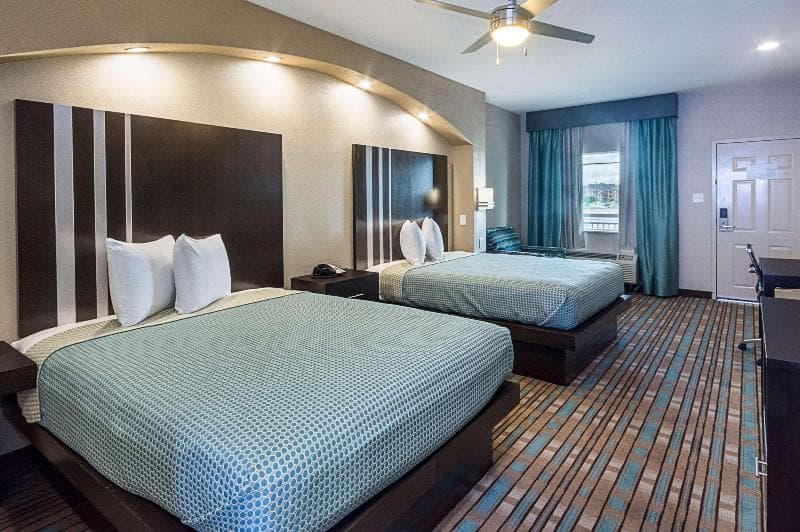 Econo Lodge Inn & Suites Houston NW-Cy-Fair photo 1