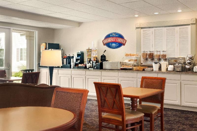 Baymont By Wyndham Wichita East 3