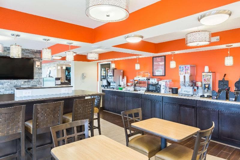 Econo Lodge White Pine photo 1