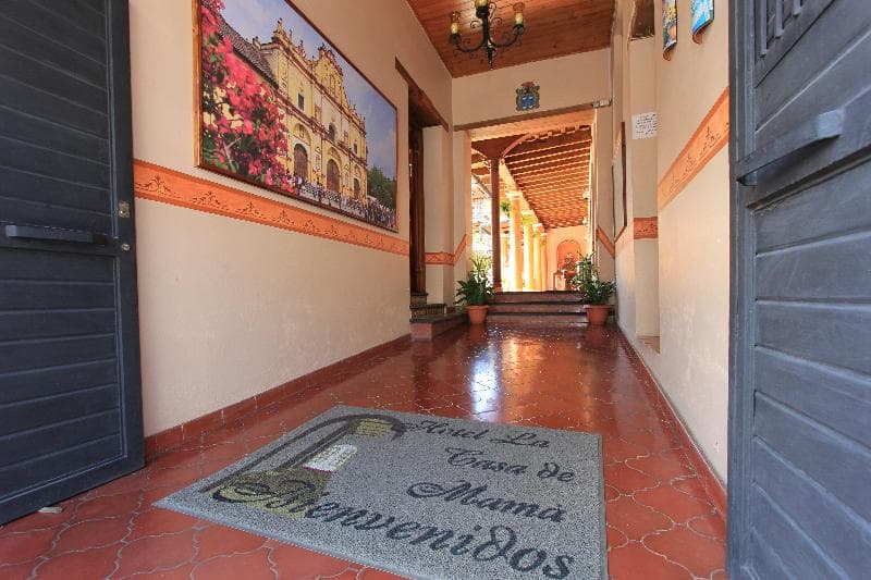 La Casa De Mama 4