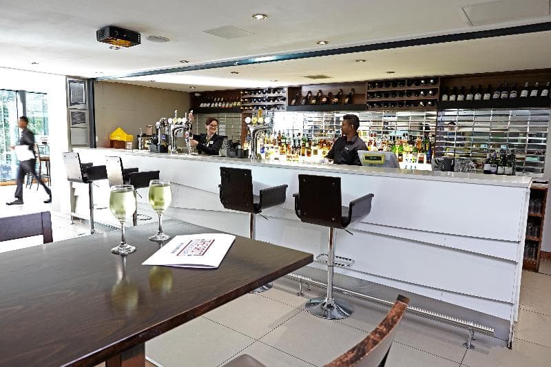 Holiday Inn Bristol City Centre 4