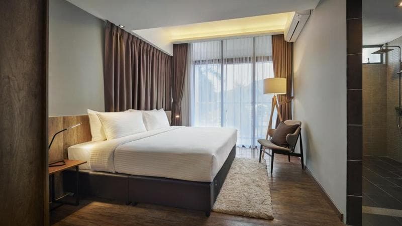Tropics Eight Suites 3