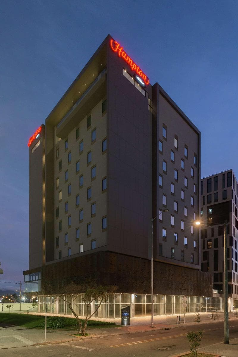 Hampton By Hilton Bogota Airport photo 1