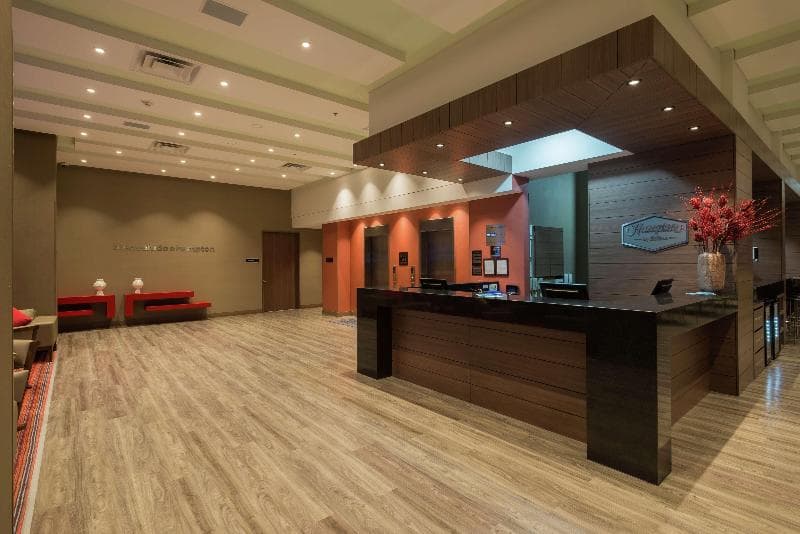 Hampton By Hilton Bogota Airport 3
