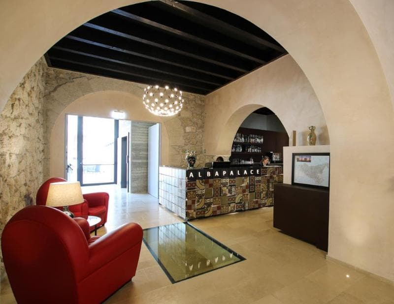 Alba Palace 2