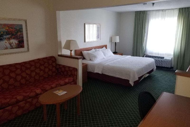 AmericInn by Wyndham Hudson 2