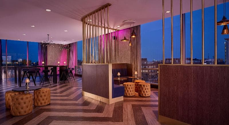DoubleTree by Hilton Hull 2