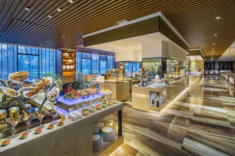 Wyndham Grand Plaza Royale Kaidi 2