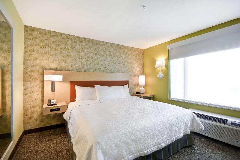 Home2 Suites by Hilton North Dallas Central Expy 4