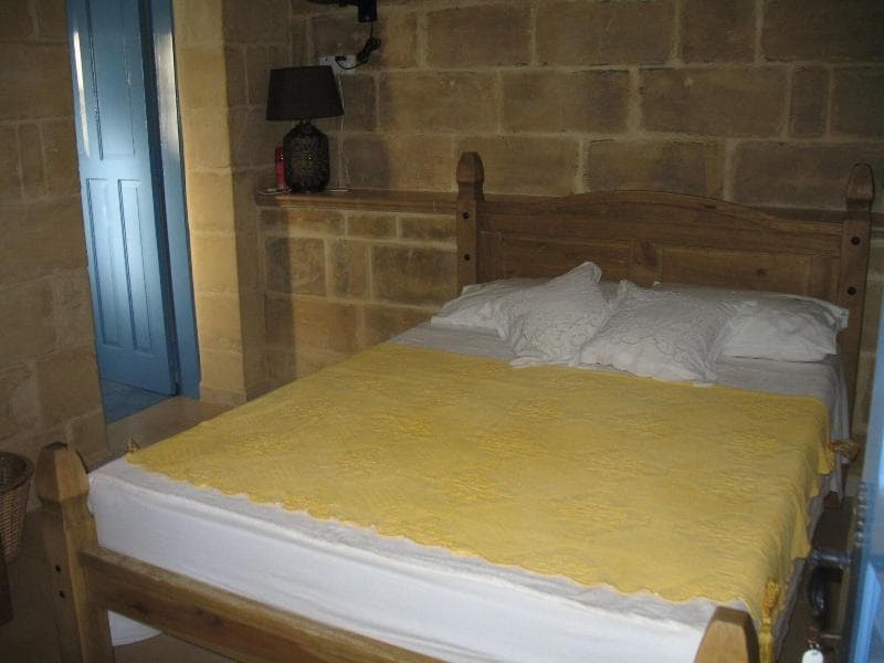 Ta' Bertu Host Family Bed & Breakfast 3