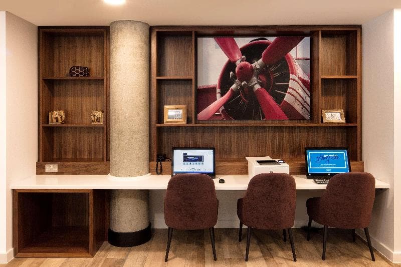 Hampton by Hilton London Stansted Airport photo 1