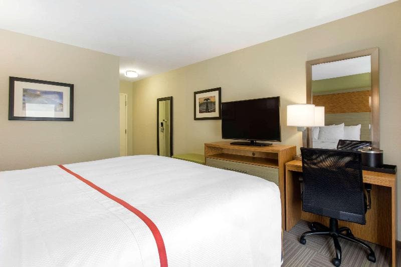 Gallus Stadium Park Inn, Ascend Hotel Collection 5