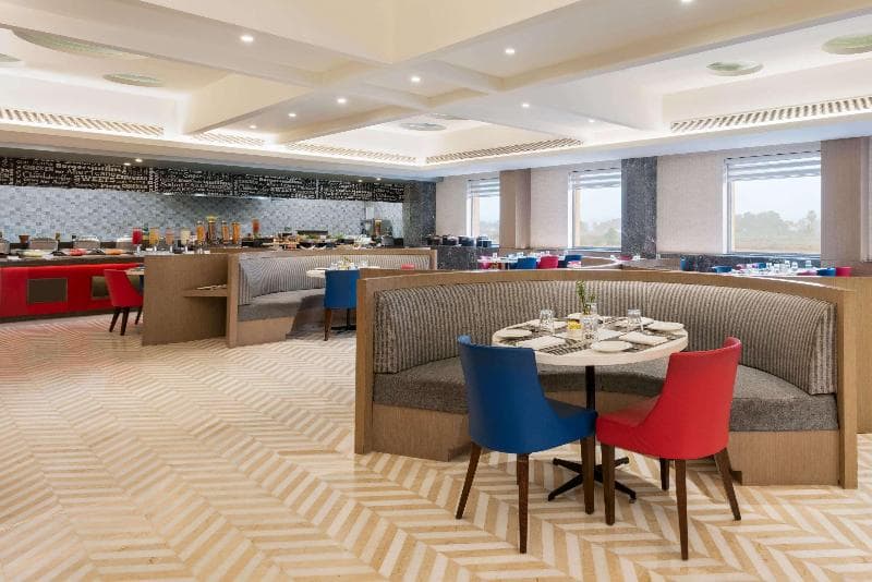 Ramada Plaza By Wyndham Lucknow Hotel And Convention Centre 3