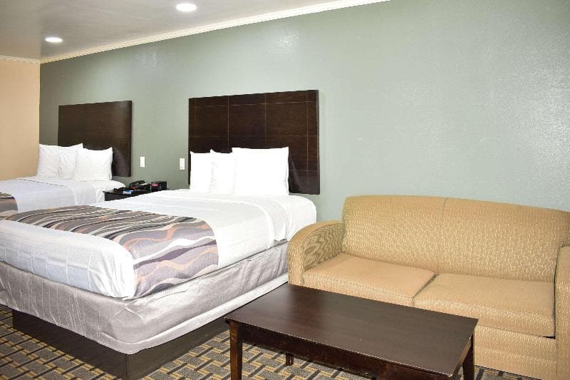 Rodeway Inn Swainsboro 4