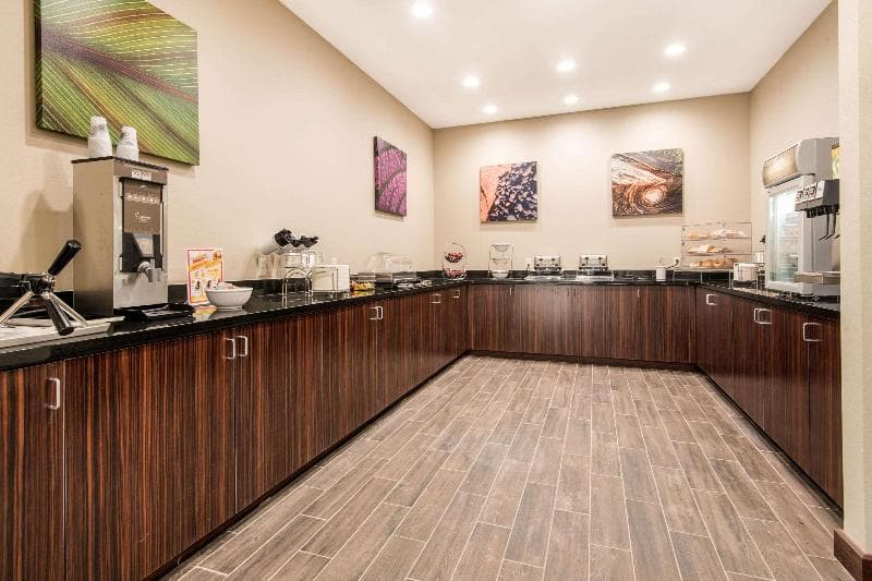 Mainstay Suites Moab Near Arches National Park 2