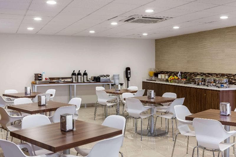 Sleep Inn Tijuana 3