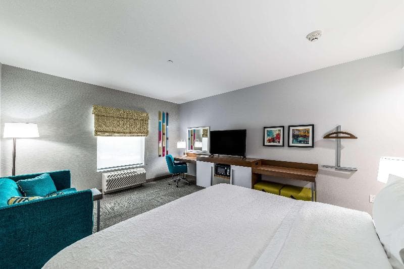 Hampton Inn & Suites Pryor 3