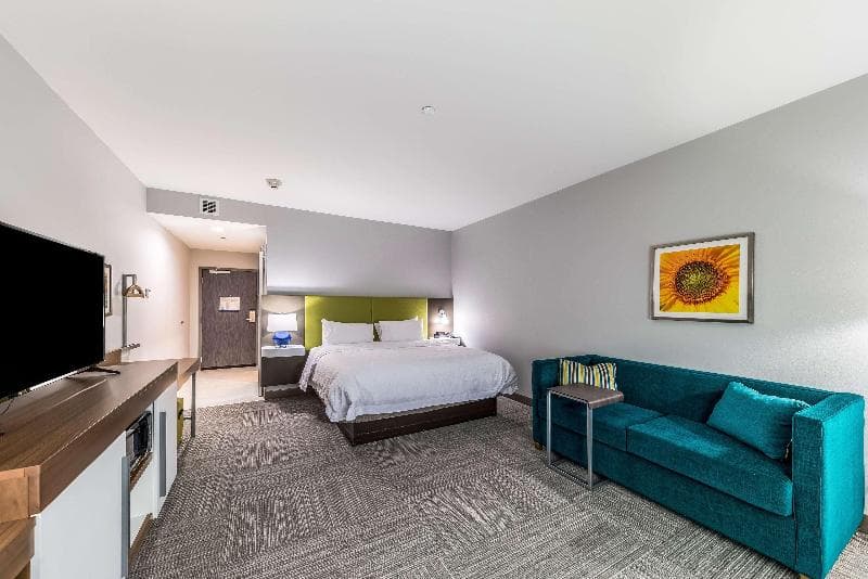 Hampton Inn & Suites Pryor 4