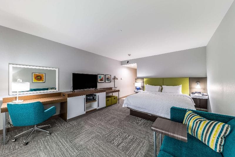 Hampton Inn & Suites Pryor 5