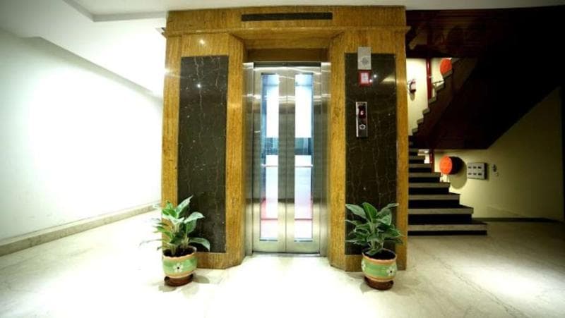Hotel Raj Villa 5