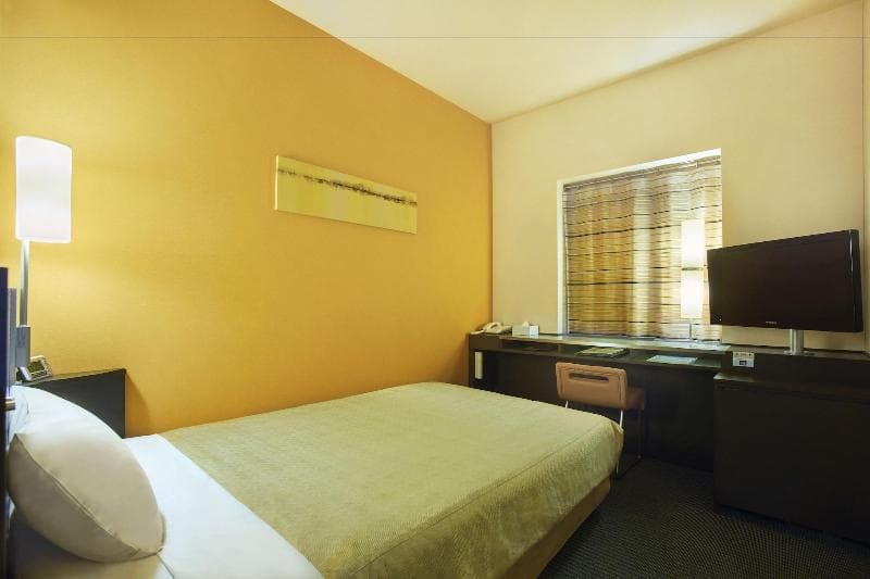 Ours Inn Hankyu 4